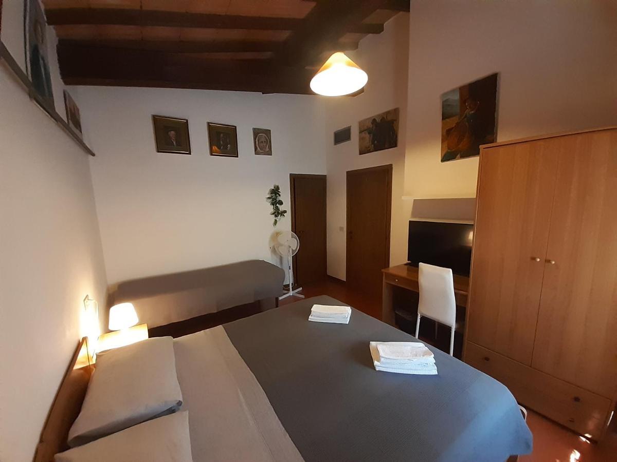 Podere San Francesco Bed and Breakfast Βολτέρρα Εξωτερικό φωτογραφία