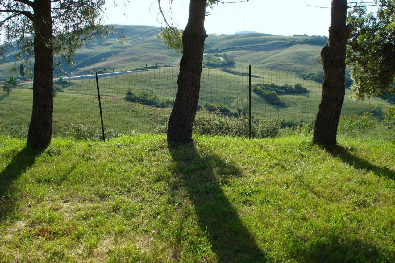 Podere San Francesco Bed and Breakfast Βολτέρρα Εξωτερικό φωτογραφία