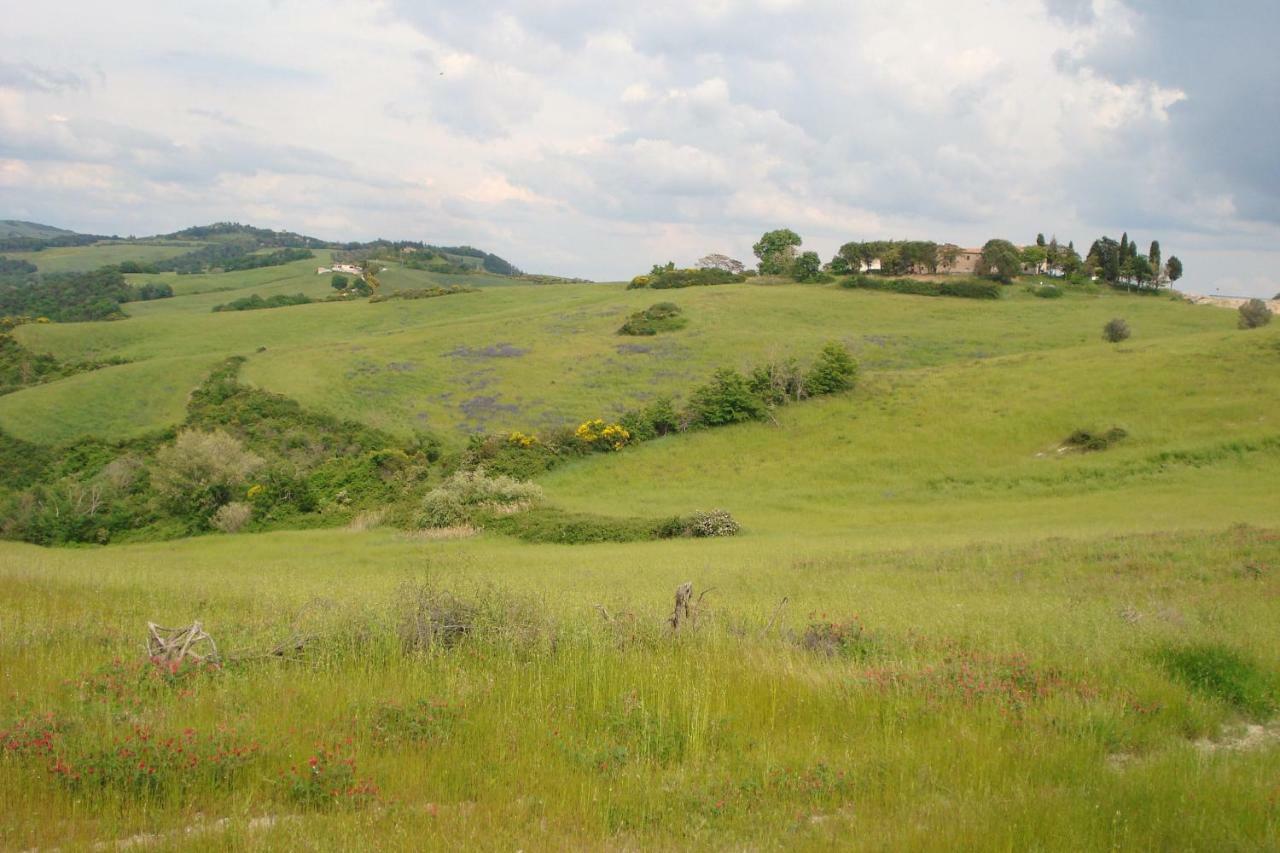 Podere San Francesco Bed and Breakfast Βολτέρρα Εξωτερικό φωτογραφία